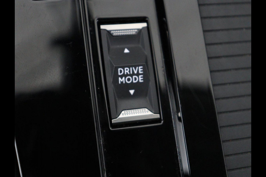 Opel Astra 1.6 Hybrid Business Edition | Stoelverwarming | Adaptive cruise | Navigatie | Camera | Full LED | Stuurverwarming | Bluetooth | Climate control | Comfortstoelen | PHEV | Plug In