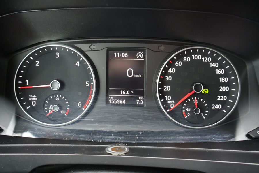 Volkswagen Transporter 2.0 TDI L2 H1 Automaat