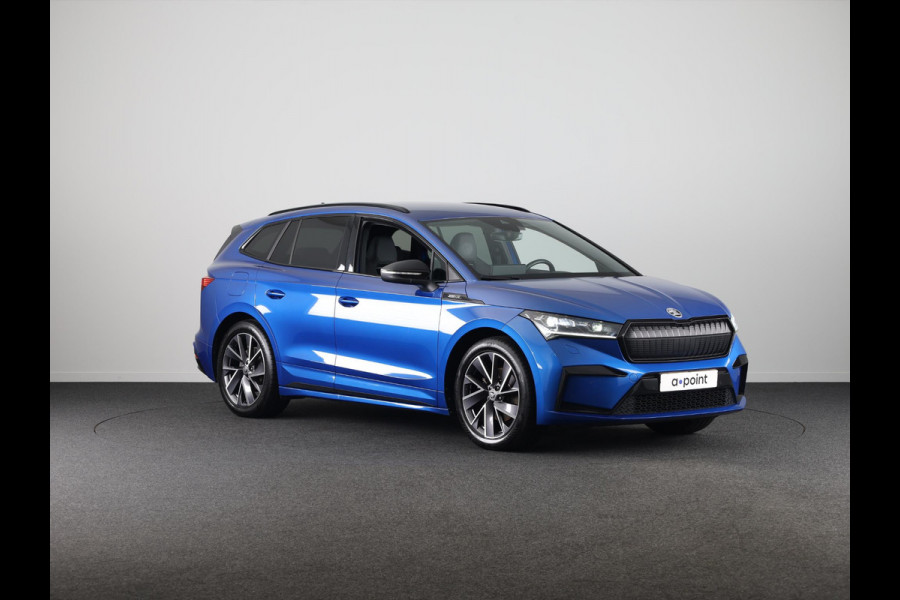 Škoda ENYAQ iV 60 Sportline 180 pk | SoH 90% | Navigatie | Parkeersensoren | Achteruitrijcamera | Autom. airco (3 zones) | Stoelverwarming | Keyless |