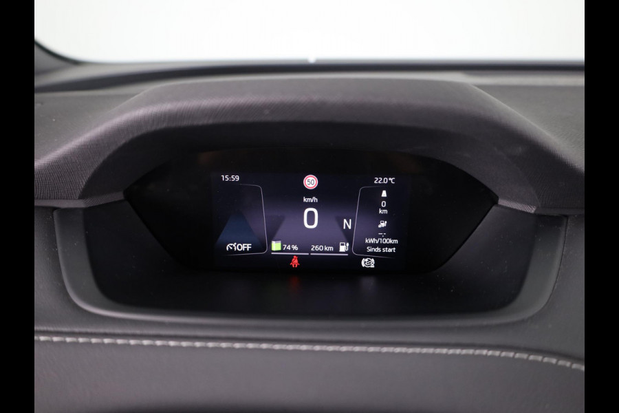 Škoda ENYAQ iV 60 Sportline 180 pk | SoH 90% | Navigatie | Parkeersensoren | Achteruitrijcamera | Autom. airco (3 zones) | Stoelverwarming | Keyless |