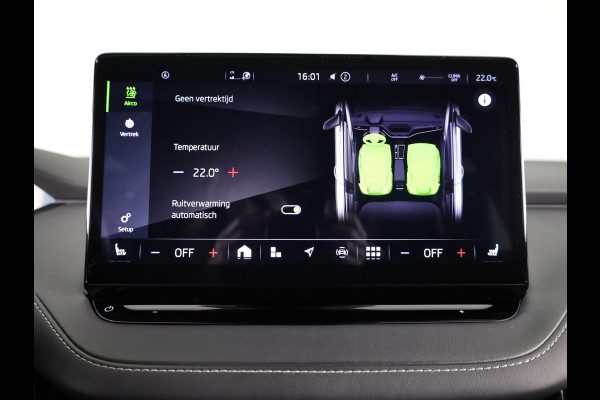 Škoda ENYAQ iV 60 Sportline 180 pk | SoH 90% | Navigatie | Parkeersensoren | Achteruitrijcamera | Autom. airco (3 zones) | Stoelverwarming | Keyless |