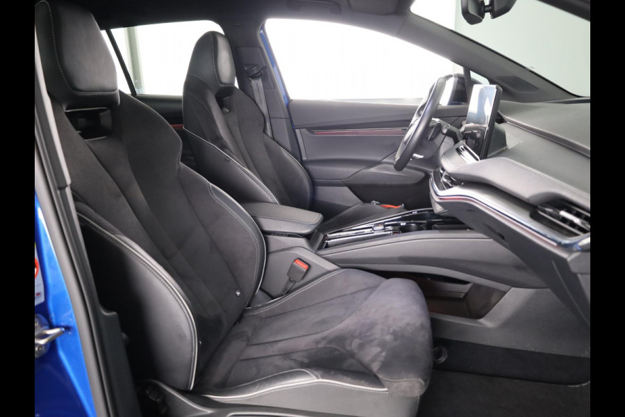 Škoda ENYAQ iV 60 Sportline 180 pk | SoH 90% | Navigatie | Parkeersensoren | Achteruitrijcamera | Autom. airco (3 zones) | Stoelverwarming | Keyless |