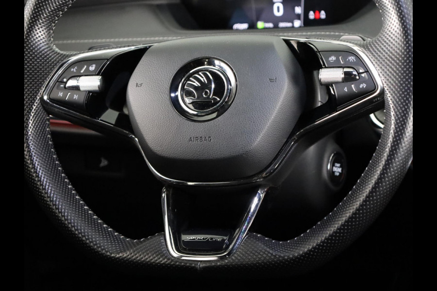 Škoda ENYAQ iV 60 Sportline 180 pk | SoH 90% | Navigatie | Parkeersensoren | Achteruitrijcamera | Autom. airco (3 zones) | Stoelverwarming | Keyless |