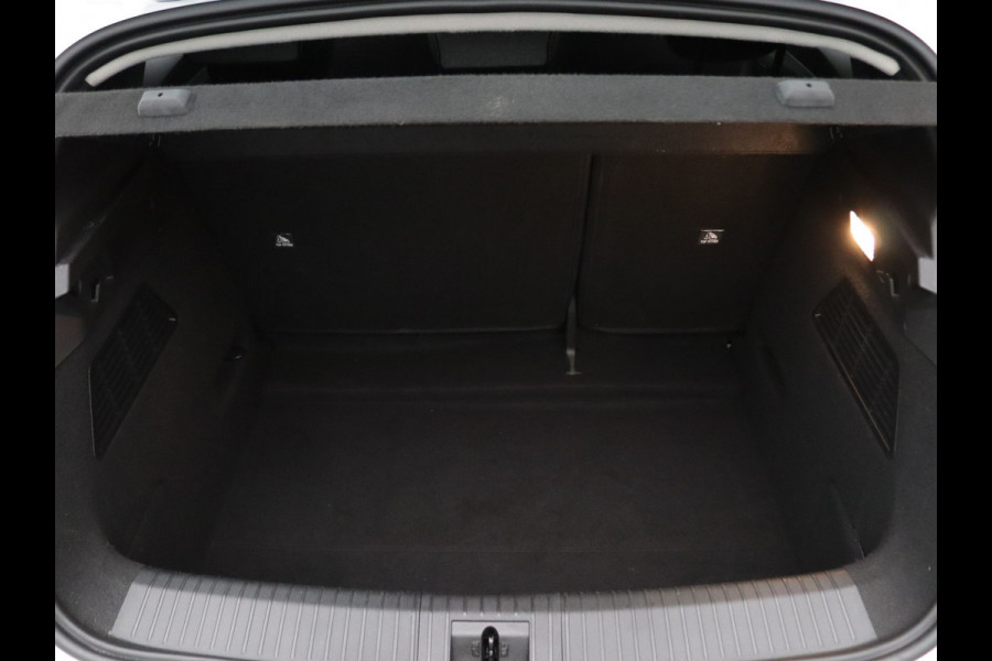 Renault Mégane E-Tech EV60 130pk Optimum Charge Evolution ER Camera | Climate | Navi | Parkeersens. achter