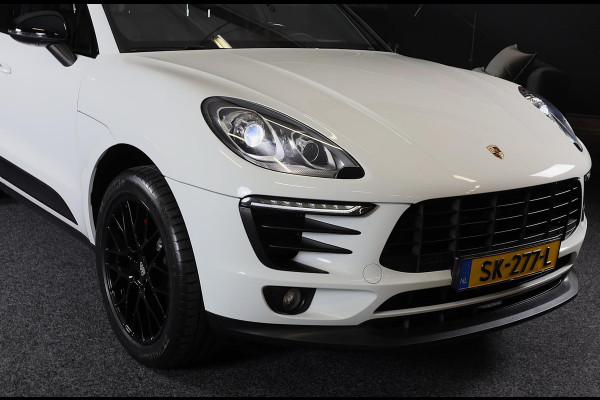 Porsche Macan 2.0 / Luchtvering / Camera / Cruise Control / Dode Hoek / F1 / Lane Assist / Leder / Memory / Xenon / Pdc / 20 Inch