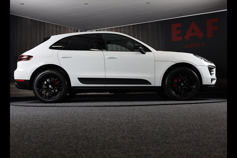 Porsche Macan 2.0 / Luchtvering / Camera / Cruise Control / Dode Hoek / F1 / Lane Assist / Leder / Memory / Xenon / Pdc / 20 Inch