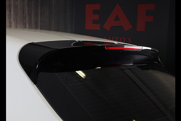 Porsche Macan 2.0 / Luchtvering / Camera / Cruise Control / Dode Hoek / F1 / Lane Assist / Leder / Memory / Xenon / Pdc / 20 Inch