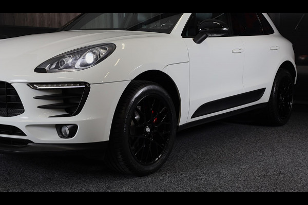 Porsche Macan 2.0 / Luchtvering / Camera / Cruise Control / Dode Hoek / F1 / Lane Assist / Leder / Memory / Xenon / Pdc / 20 Inch