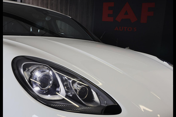 Porsche Macan 2.0 / Luchtvering / Camera / Cruise Control / Dode Hoek / F1 / Lane Assist / Leder / Memory / Xenon / Pdc / 20 Inch