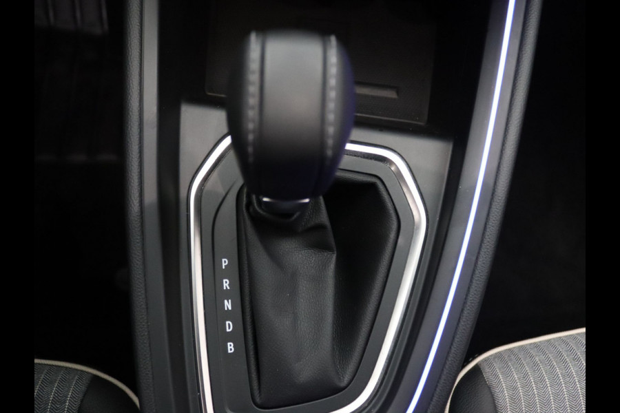 Renault Clio 1.6 E-Tech Full Hybrid techno 145pk 360° Camera | Cruise | Navi | Parkeersens. v+a | Stoel-/stuurverw.