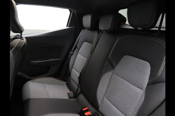 Renault Clio 1.6 E-Tech Full Hybrid techno 145pk 360° Camera | Cruise | Navi | Parkeersens. v+a | Stoel-/stuurverw.