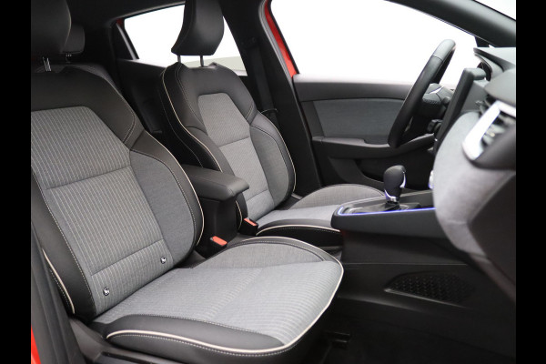 Renault Clio 1.6 E-Tech Full Hybrid techno 145pk 360° Camera | Cruise | Navi | Parkeersens. v+a | Stoel-/stuurverw.