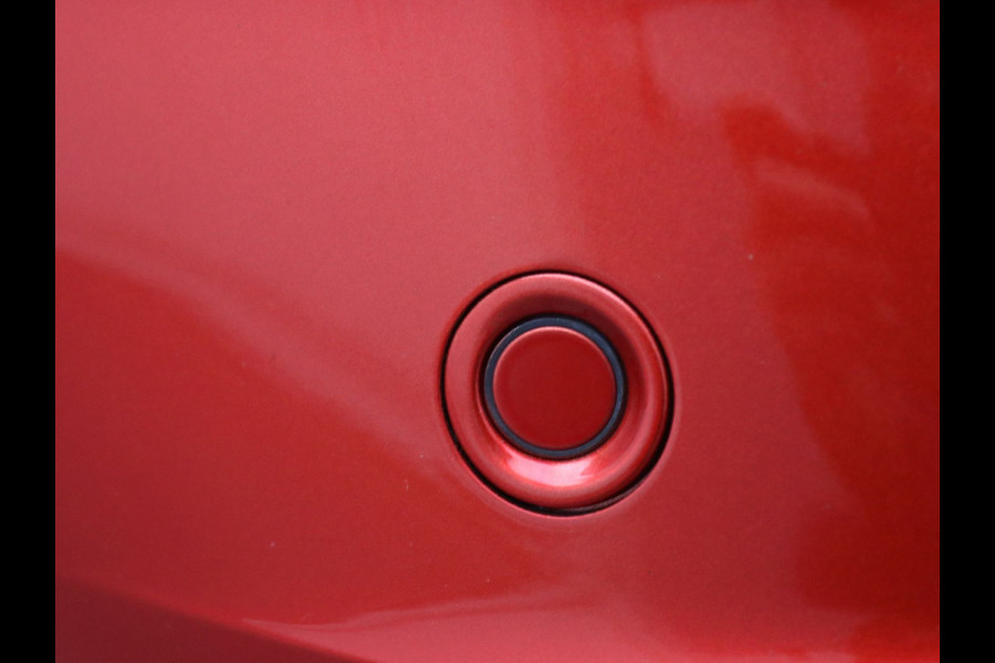 Renault Clio 1.6 E-Tech Full Hybrid techno 145pk 360° Camera | Cruise | Navi | Parkeersens. v+a | Stoel-/stuurverw.