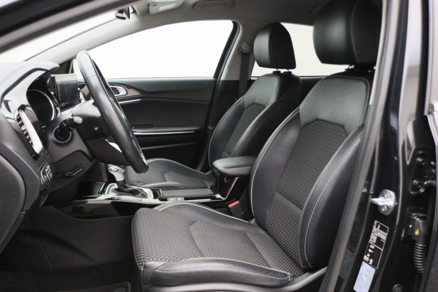 Kia Xceed 1.6 GDi Plug-in Hybrid DynamicPlusLine Automaat LED, Keyless, Navigatie, Apple CarPlay, Camera, ACC, Stoel-/Stuurverw.