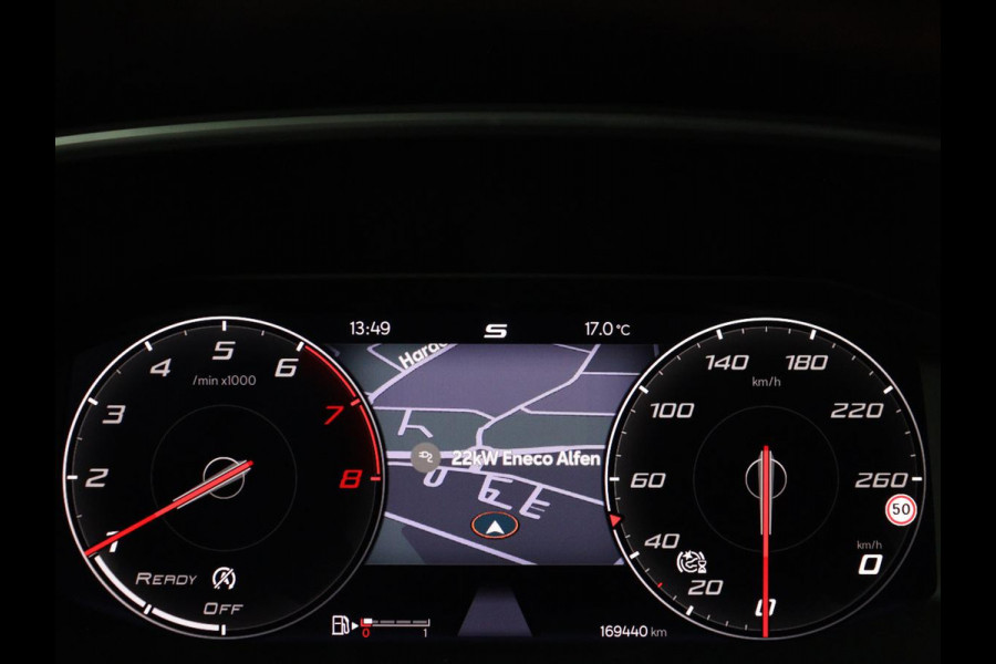 Seat Leon 1.0 TSI FR Launch Edition | Panoramadak | Trekhaak | Stoelverwarming | Camera | Carplay | Navigatie | Sfeerverlichting | Adaptive cruise | Keyless | Full LED | Dodehoek detectie