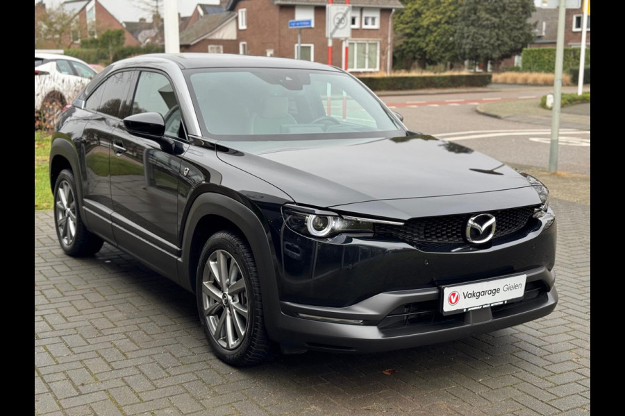 Mazda MX-30 e-SkyActiv R-EV 170pk Makoto | Geheugenfunctie, Bose, 360 Camera, Dodehoekherkenning, Stoel + Stuurverwarming, HUD