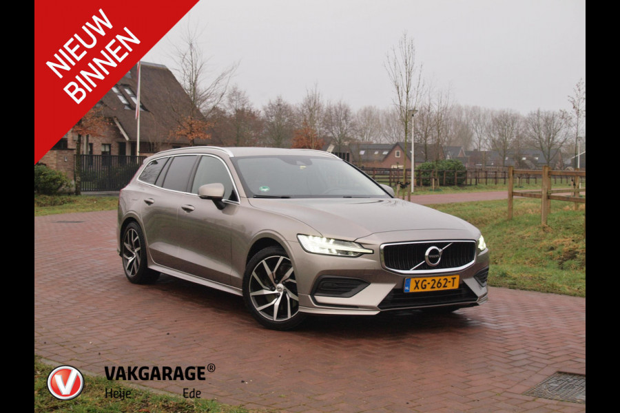 Volvo V60 2.0 T5 Momentum | Sportstoelen | Apple Carplay | Cruise Control | Leer | Trekhaak |