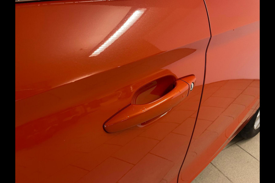 Opel Corsa 1.2 Elegance AIRCO NAVI VIA APP CRUISE BLUETOOTH PDC CHROOM VELGEN METALLIC LAK 5DRS ZEER NETTE AUTO