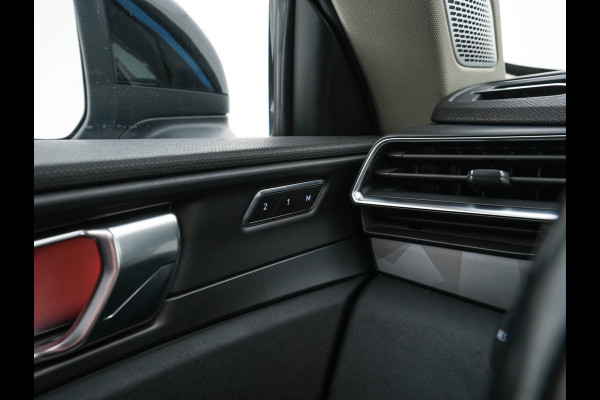 Lynk & Co 01 1.5 (Plug-In) (INCL-BTW) Aut. *PANO | FULL-LED | ADAPTIVE-CRUISE | MICROFIBRE | BLIND-SPOT | MEMORY-PACK | DIGI-COCKPIT | HEATED-SPORTSEATS | TOPVIEW | KEYLESS | DAB+ | NAVI-FULLMAP |  ECC | AMBIENT-LIGHT