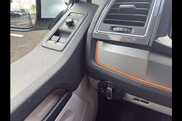 Volkswagen Transporter 2.0 TDI L2H1 Sport Automaat | Elektr. Dak | Camera | Schuifdeur L+R | Led | 18"| Mooie uitvoering |