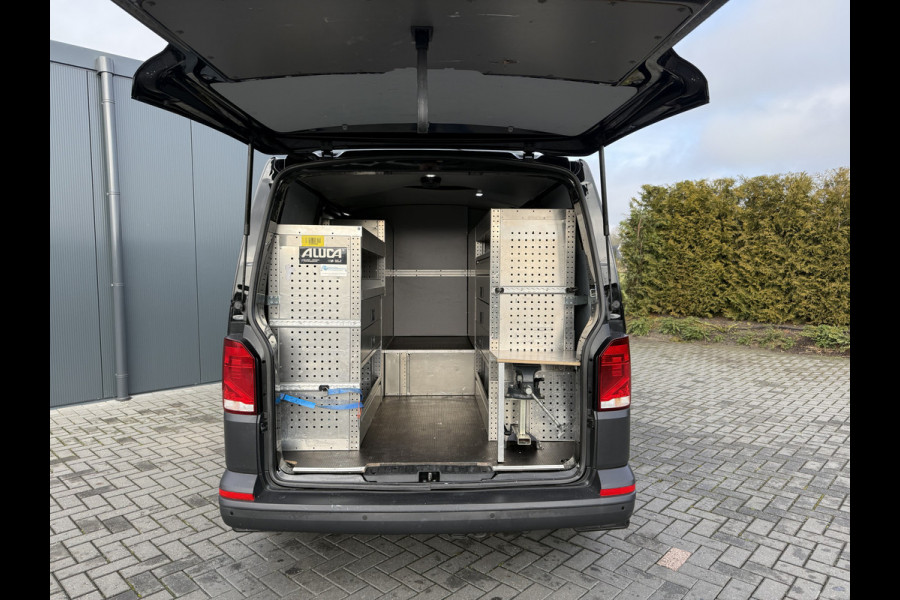 Volkswagen Transporter 2.0 TDI 150 PK DSG AUTOMAAT HIGHLINE / L1H1 / ALUCA INRICHTING / AIRCO / CRUISE / ACHTERKLEP / NAVI / CARPLAY