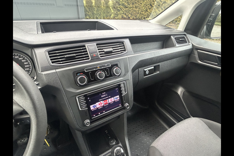 Volkswagen Caddy 1.2 TSI / L1H1 / 1e EIG. / BPM VRIJ !! / BENZINE / 51.495 KM !! / AIRCO / CRUISE / NAVI / APPLE CARPLAY