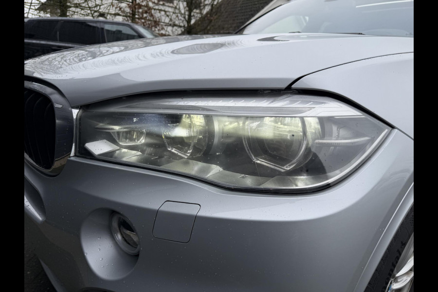 BMW X5 xDrive30d High Executive M-Sport | Panoramadak | Head-Up Display | Camera | Dodehoek Detectie | Elektrische Trekhaak |