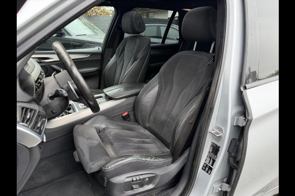 BMW X5 xDrive30d High Executive M-Sport | Panoramadak | Head-Up Display | Camera | Dodehoek Detectie | Elektrische Trekhaak |