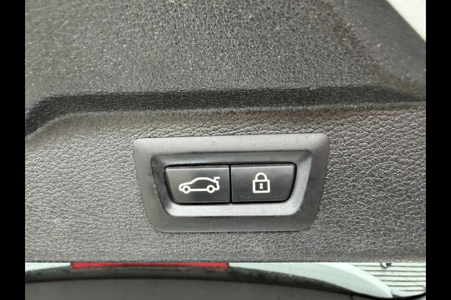 BMW X5 xDrive30d High Executive M-Sport | Panoramadak | Head-Up Display | Camera | Dodehoek Detectie | Elektrische Trekhaak |