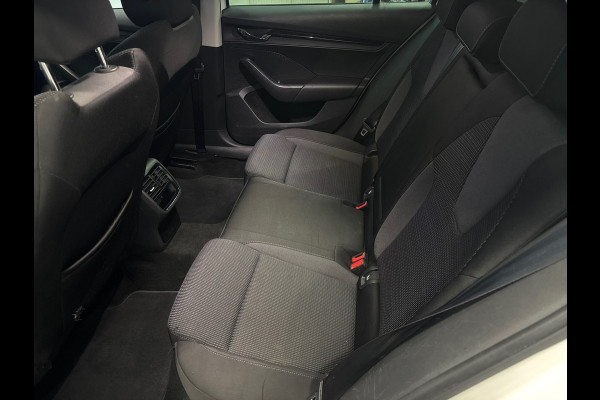 Škoda Octavia Combi 1.0 TSI Business Edition Navi | Clima| Cruise | Trekhaak