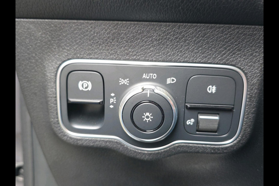 Mercedes-Benz EQB 250+ AMG Line 71 kWh | Automaat | Adaptive Cruisecontrol | 360 Camera | Stoelverwarming | Sfeerverlichting |