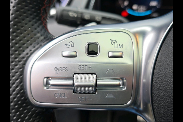 Mercedes-Benz EQB 250+ AMG Line 71 kWh | Automaat | Adaptive Cruisecontrol | 360 Camera | Stoelverwarming | Sfeerverlichting |