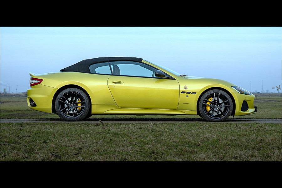 Maserati GranCabrio 4.7 Sport | AM Kleur | 1-1 | Carbon | Carplay