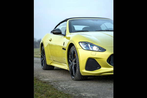 Maserati GranCabrio 4.7 Sport | AM Kleur | 1-1 | Carbon | Carplay
