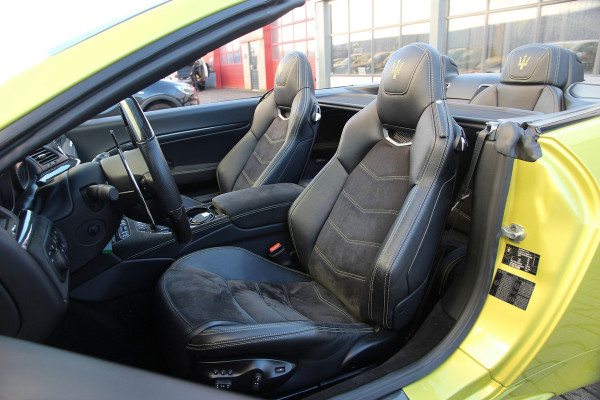 Maserati GranCabrio 4.7 Sport | AM Kleur | 1-1 | Carbon | Carplay
