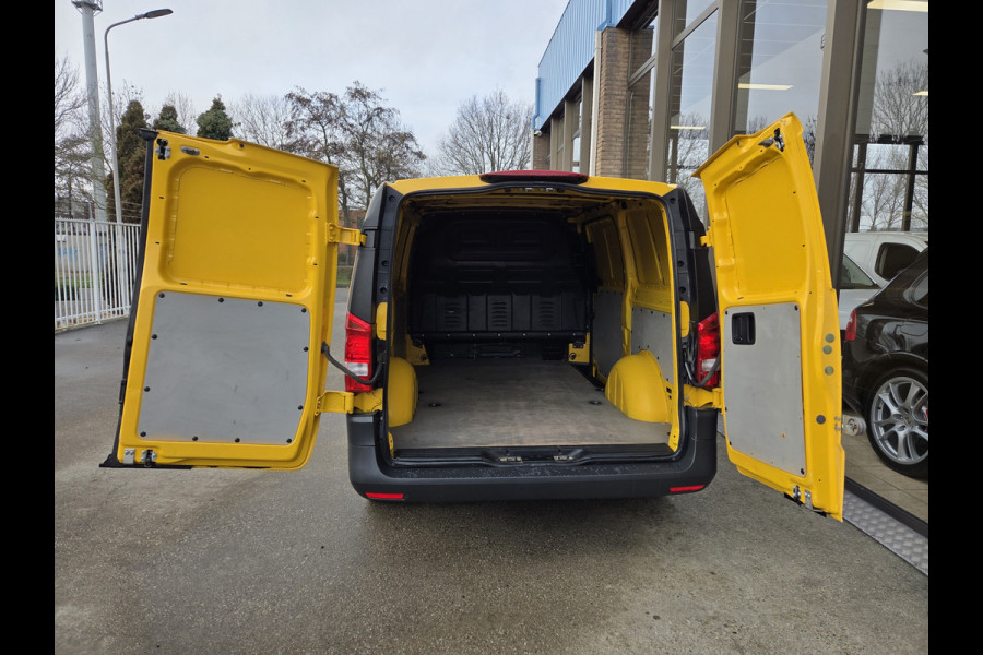 Mercedes-Benz eVito eVito Lang 41 kWh Airco Achteruitrijcamera Verwarmde voorstoel