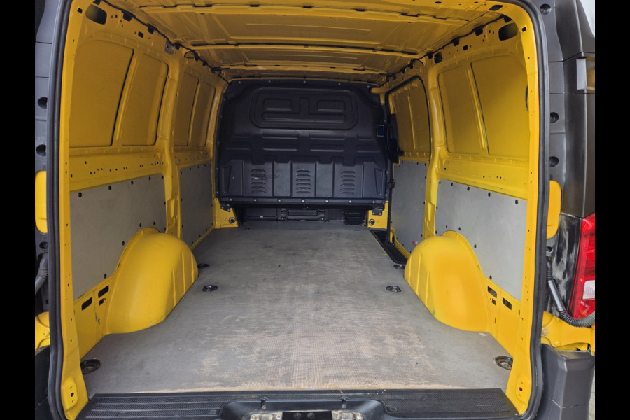 Mercedes-Benz eVito eVito Lang 41 kWh Airco Achteruitrijcamera Verwarmde voorstoel