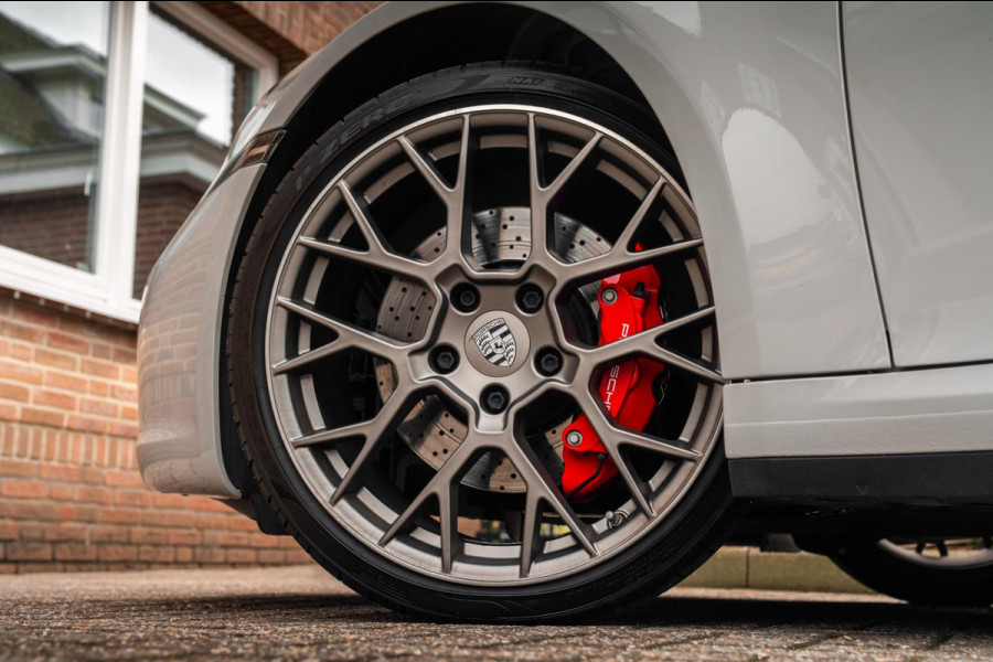 Porsche 911 3.0 Carrera 4 S 450 PK | Krijt | 1e Eig | BTW | LED | 21''