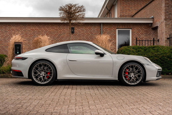 Porsche 911 3.0 Carrera 4 S 450 PK | Krijt | 1e Eig | BTW | LED | 21''