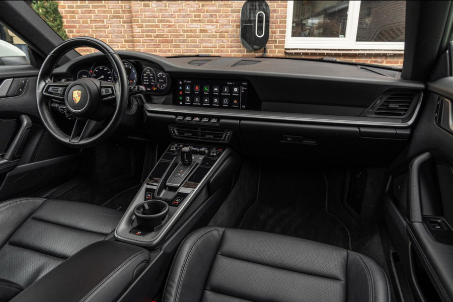Porsche 911 3.0 Carrera 4 S 450 PK | Krijt | 1e Eig | BTW | LED | 21''