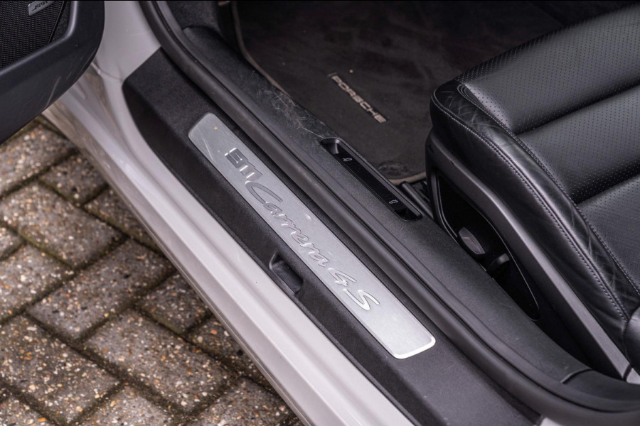 Porsche 911 3.0 Carrera 4 S 450 PK | Krijt | 1e Eig | BTW | LED | 21''