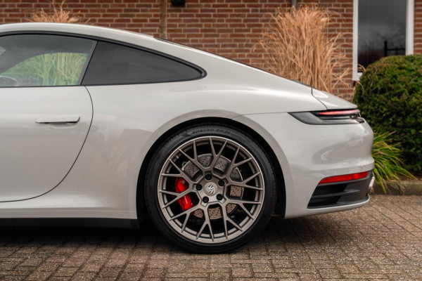 Porsche 911 3.0 Carrera 4 S 450 PK | Krijt | 1e Eig | BTW | LED | 21''