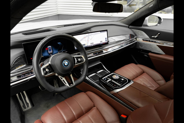 BMW i7 xDrive60 - M-Sport Pro - Executive Drive Pro - Bowers & Wilkins - Driving Ass Prof