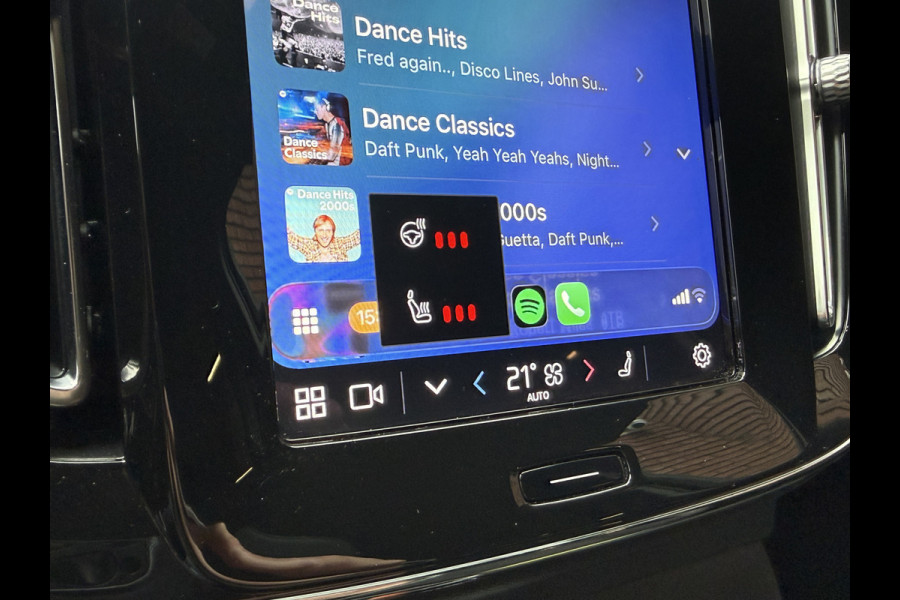 Volvo XC40 Recharge Core 70 kWh | SOH 91.5% | Apple Carplay | Trekhaak | Stoel/Stuurverw.