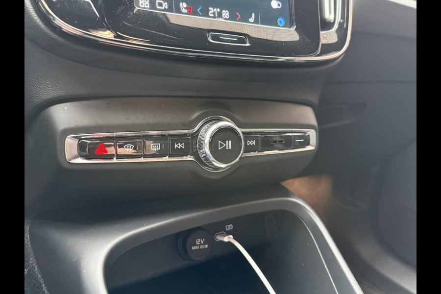 Volvo XC40 Recharge Core 70 kWh | SOH 91.5% | Apple Carplay | Trekhaak | Stoel/Stuurverw.