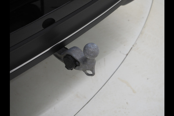 Volkswagen Passat Variant 1.5 eHybrid 204PK | Massage | Trekhaak | HUD | Camera | Adaptive Cruise | Sfeerlicht | Carplay