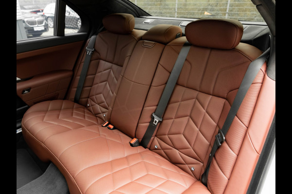 BMW i7 xDrive60 - M-Sport Pro - Executive Drive Pro - Bowers & Wilkins - Driving Ass Prof