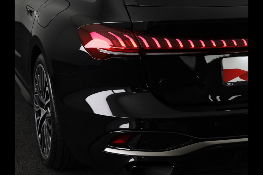 Audi A5 Avant 2.0 e-hybrid quattro S edition Competition 367pk | Private lease vanaf € 1.230,- per maand | Panoramdak | Trekhaak | Matrix | Keyless | Adaptieve cruise controle