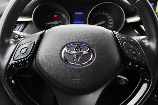Toyota C-HR 1.8 Hybrid Executive / Trekhaak / Bruin leder / Camera / 18 inch / Led Koplampen / Stoelverwarming