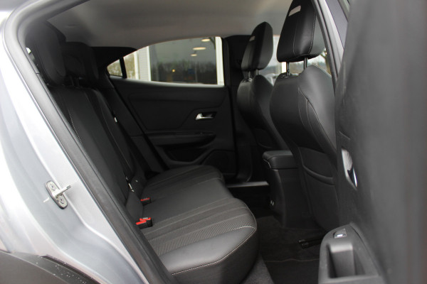 Opel Mokka 1.2 Turbo GS Line / Trekhaak / Camera / CarPlay / LED Koplampen / 17'' / Navigatie / DAB / Dodehoek / Cruise Control